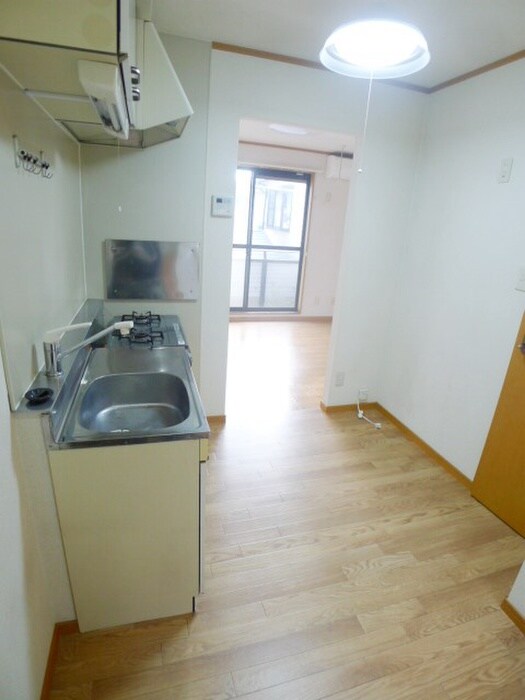 物件内観写真10　(廊下)