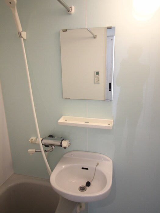 物件内観写真10　(洗面)