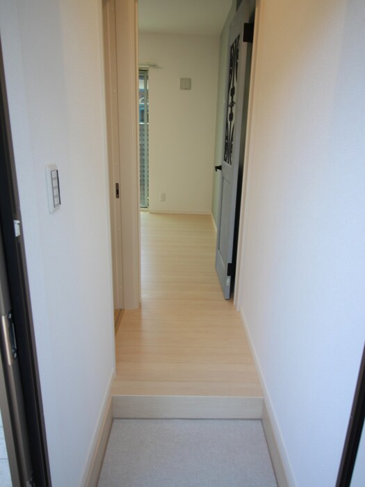 物件内観写真20　(玄関)