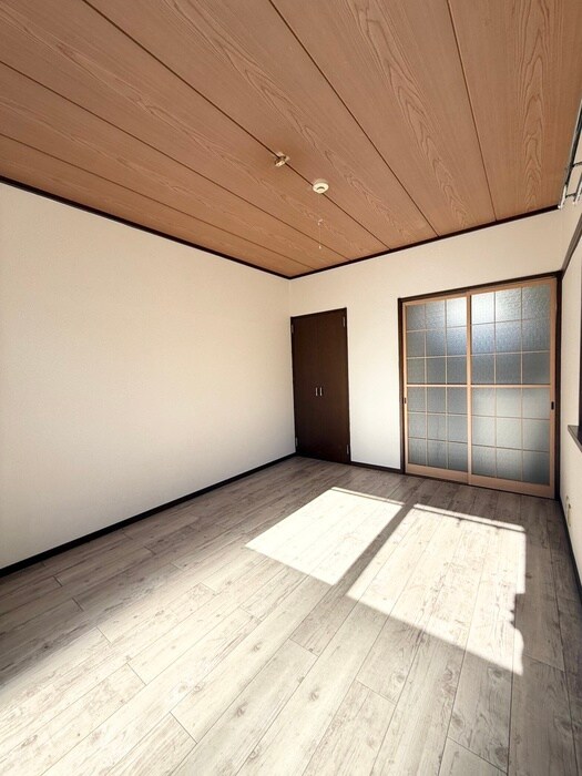 物件内観写真8　(居室)