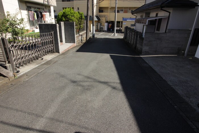 物件外観写真6　(周辺環境)