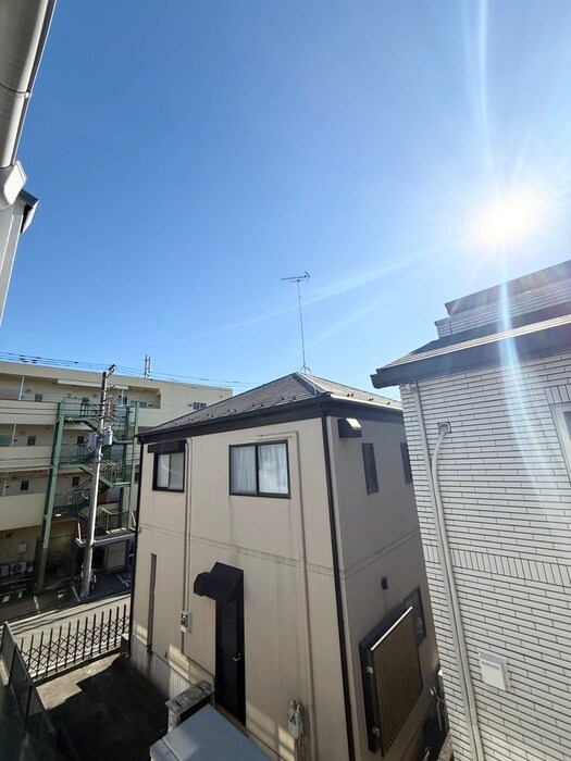 物件内観写真22　(室内からの展望)