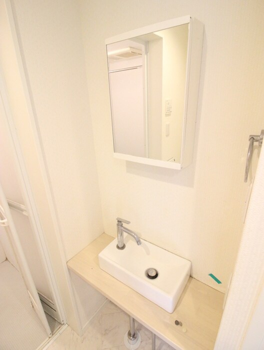 物件内観写真13　(洗面)