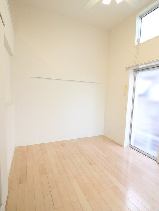 物件内観写真21　(居室)