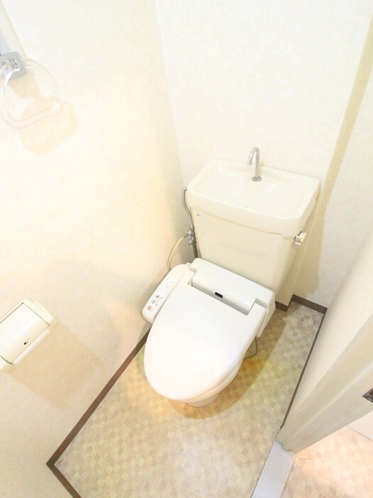 物件内観写真12　(トイレ)