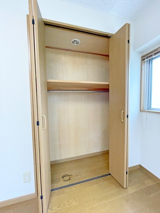 物件内観写真10　(収納)