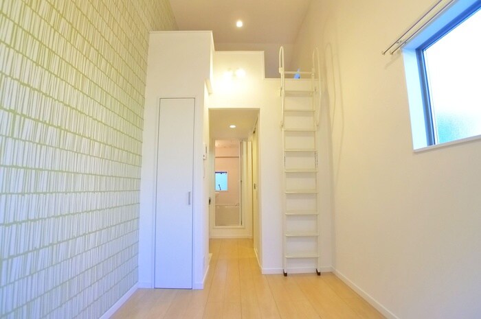 物件内観写真9　(居室)