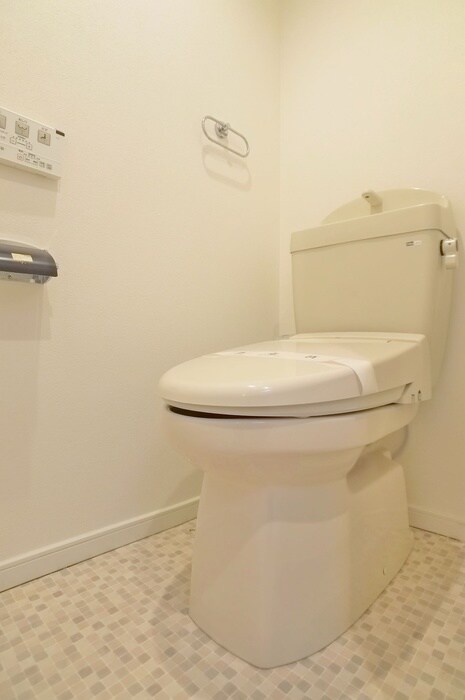 物件内観写真14　(トイレ)