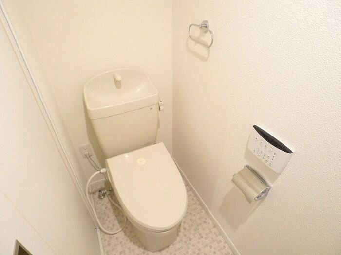 物件内観写真15　(トイレ)