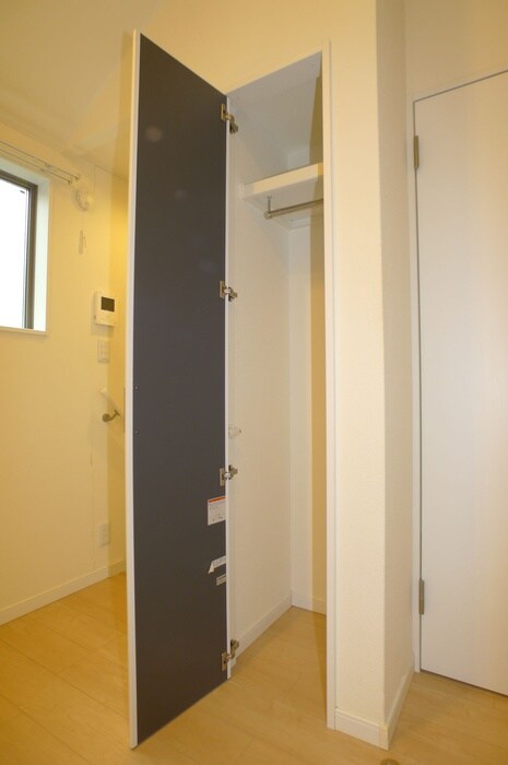 物件内観写真16　(収納)