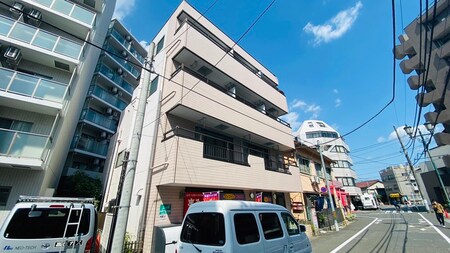 明愛ビル外観写真