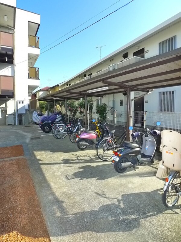駐輪場