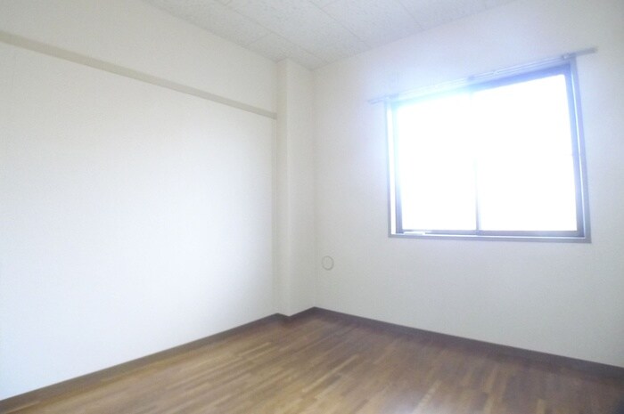 物件内観写真11　(居室)