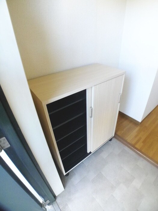 物件内観写真18　(靴箱)