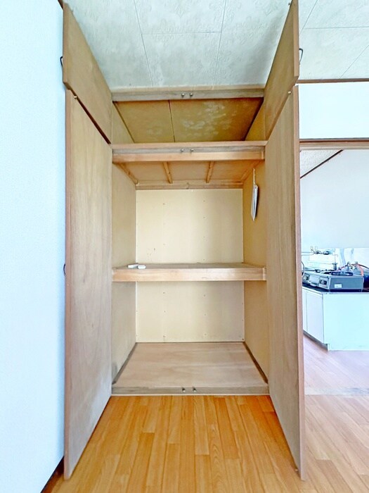 物件内観写真11　(収納)