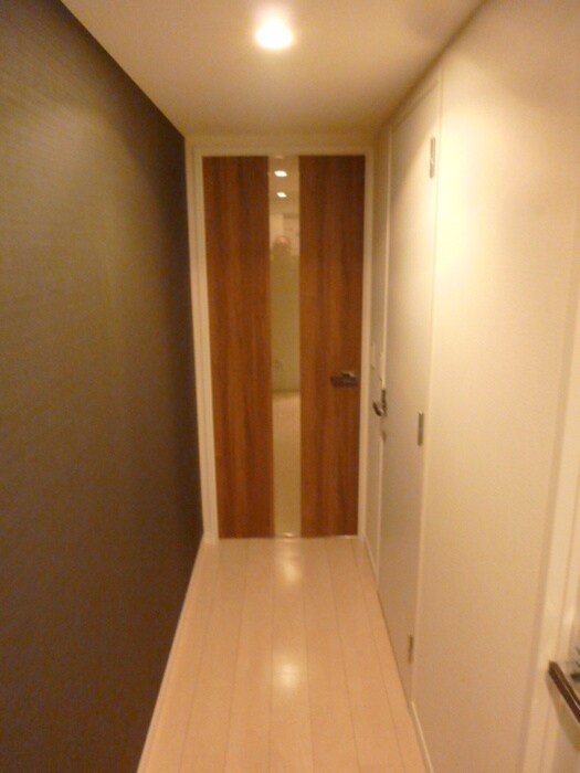 物件内観写真7　(廊下)