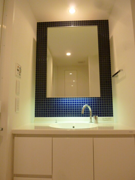 物件内観写真12　(洗面)