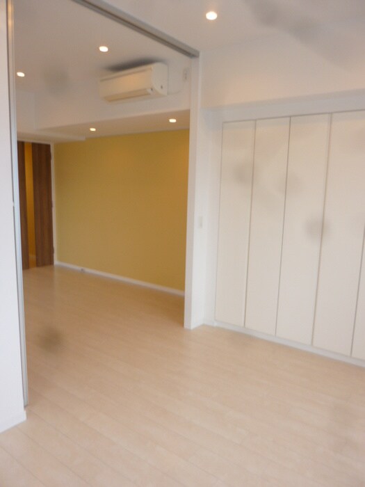 物件内観写真19　(居室)