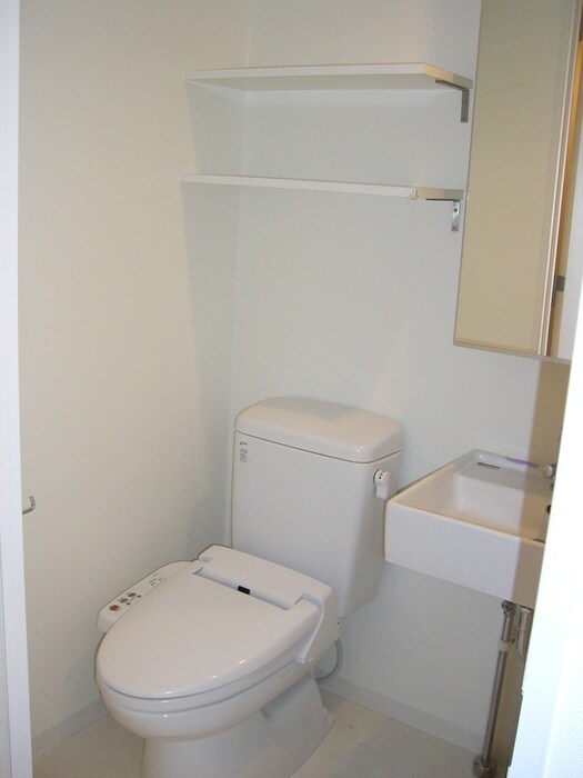 物件内観写真10　(トイレ)