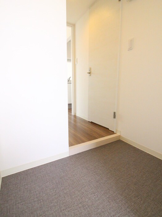 物件内観写真9　(廊下)