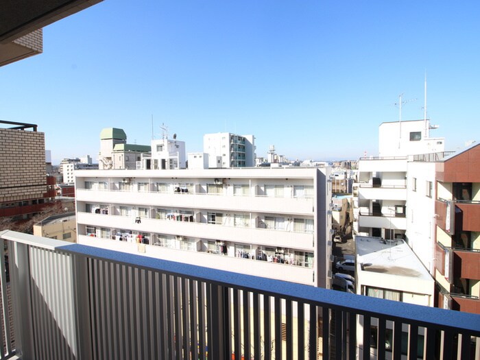 物件内観写真9　(室内からの展望)