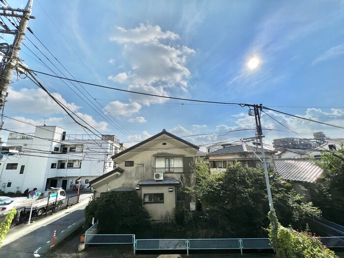 物件内観写真21　(室内からの展望)