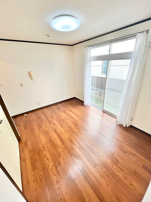 物件内観写真7　(居室)