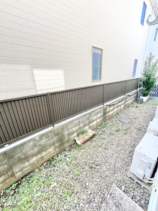 物件内観写真16　(室内からの展望)