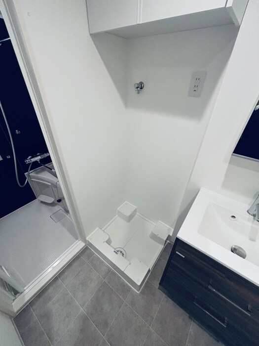 物件内観写真12　(洗濯機置場)