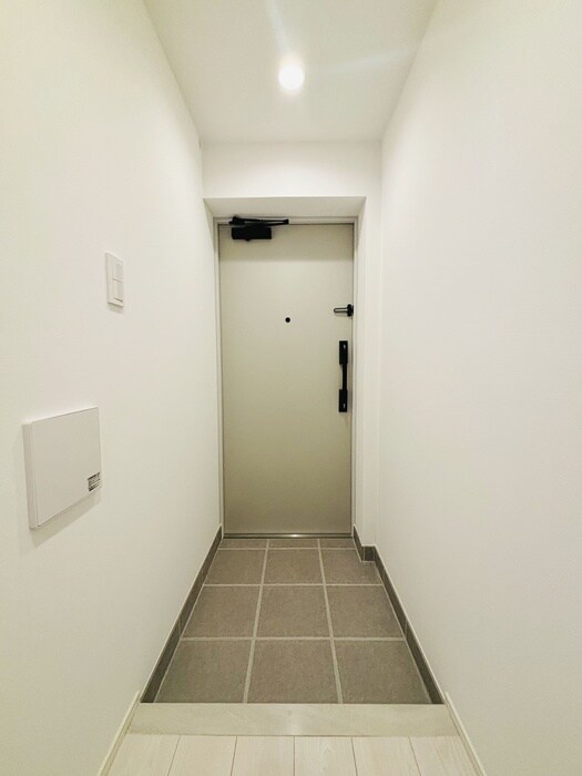 物件内観写真13　(玄関)