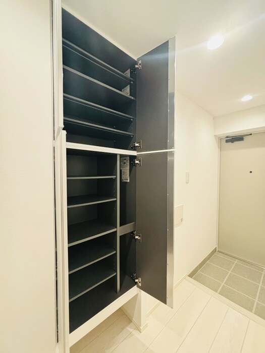 物件内観写真14　(靴箱)