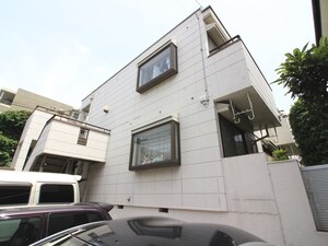 メゾンボ－ロニア外観写真