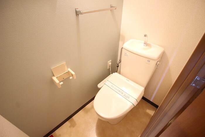 物件内観写真10　(トイレ)