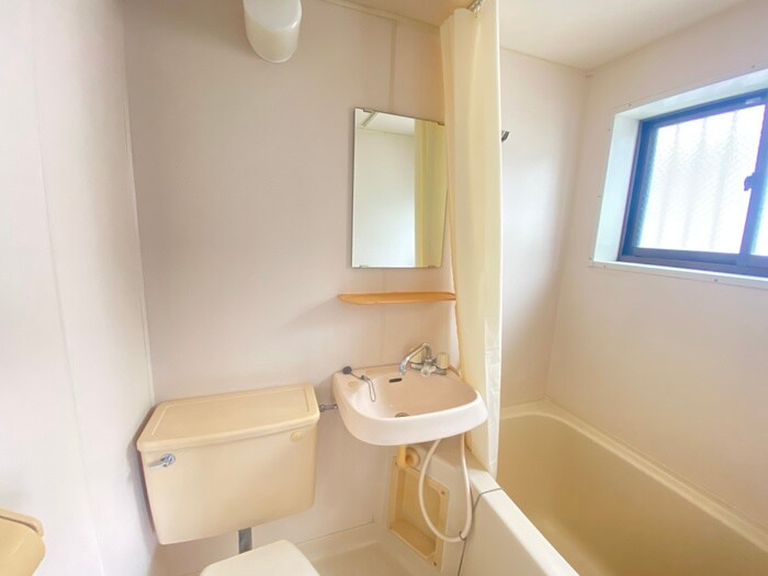 物件内観写真11　(洗面)