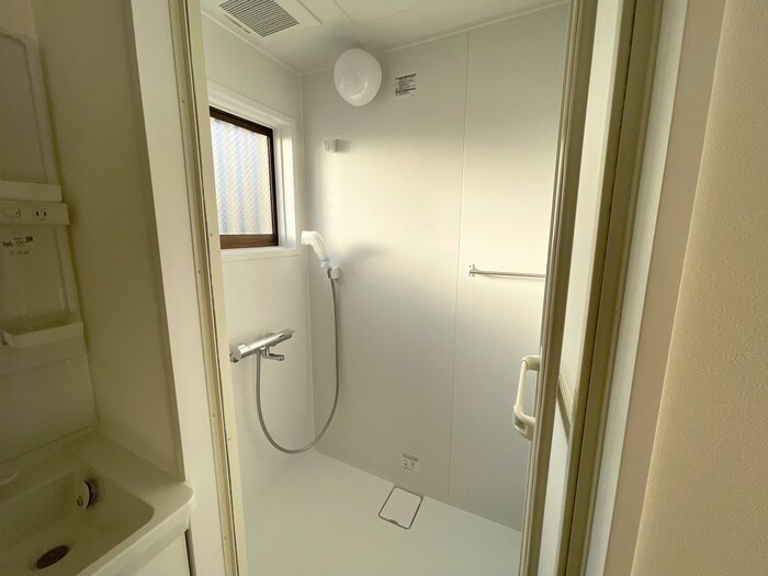 物件内観写真13　(バス／シャワールーム等)
