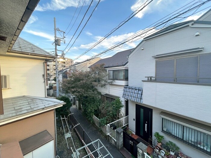 物件内観写真17　(室内からの展望)