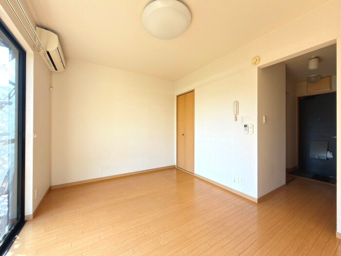 物件内観写真5　(居室)