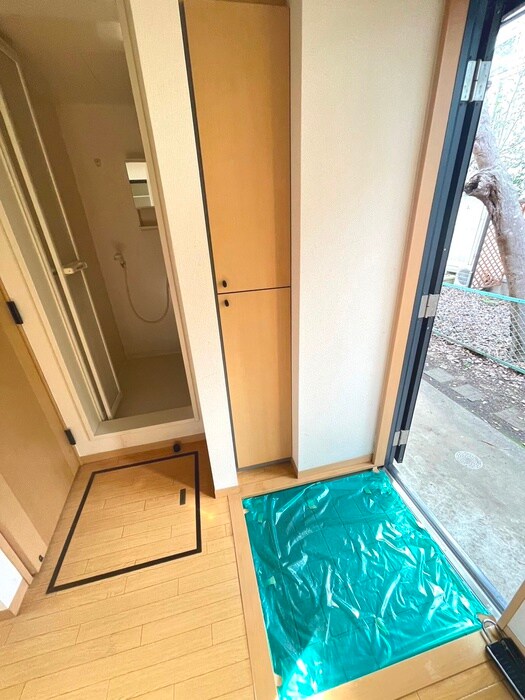 物件内観写真14　(玄関)