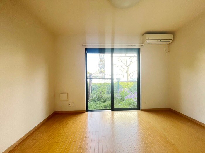 物件内観写真21　(居室)