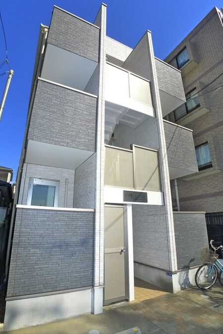 エムグランデ外観写真