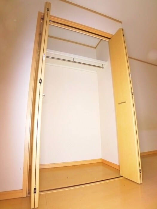 物件内観写真11　(収納)