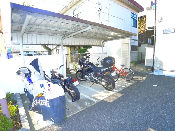 駐輪場