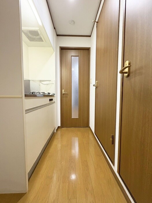 物件内観写真19　(廊下)