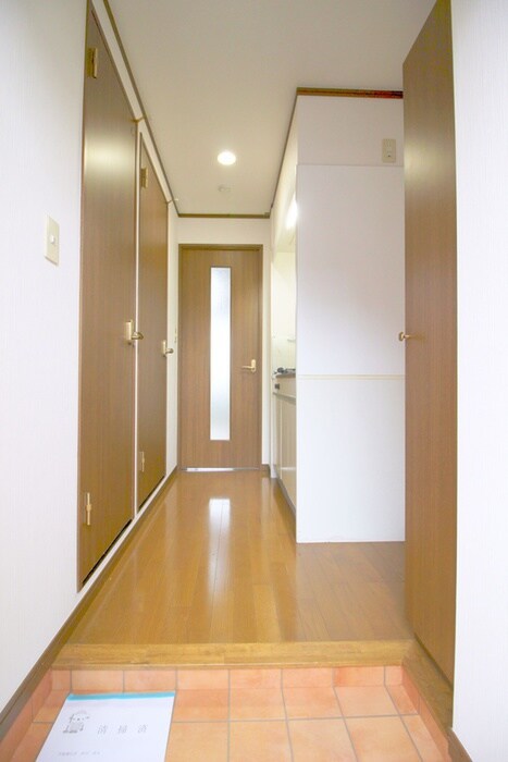 物件内観写真21　(玄関)