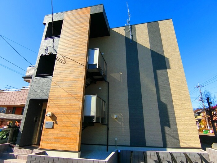 物件外観写真2　(外観写真)