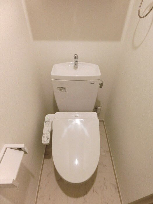 物件内観写真13　(トイレ)