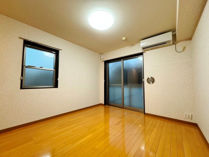 物件内観写真7　(居室)