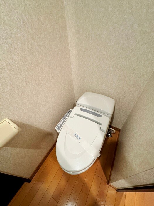 物件内観写真15　(トイレ)