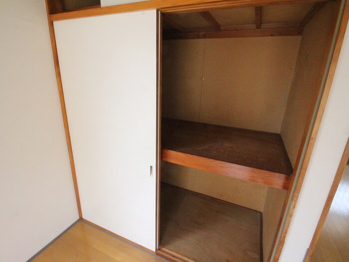 物件内観写真16　(収納)