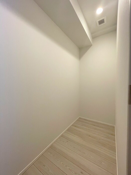 物件内観写真15　(収納)